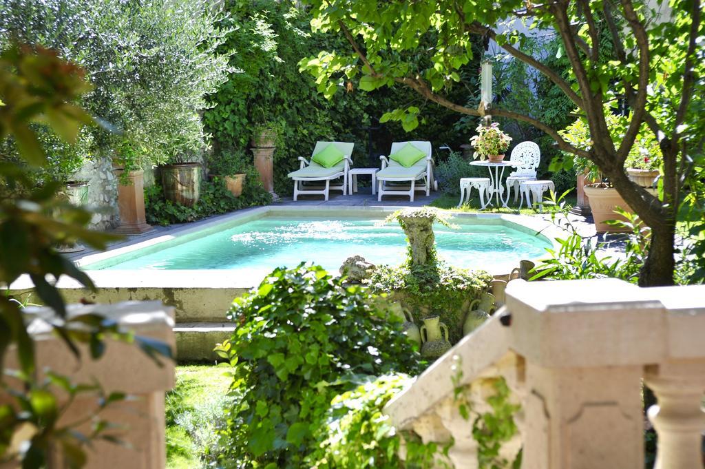 Les Saisons Bed & Breakfast Villeneuve-lès-Avignon Eksteriør bilde